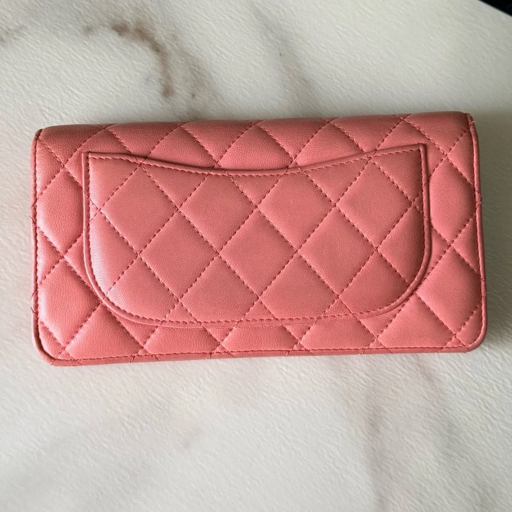 Chanel Pink Quilted Women's Yen Long Wallet Authentic - Picture 3 of 14